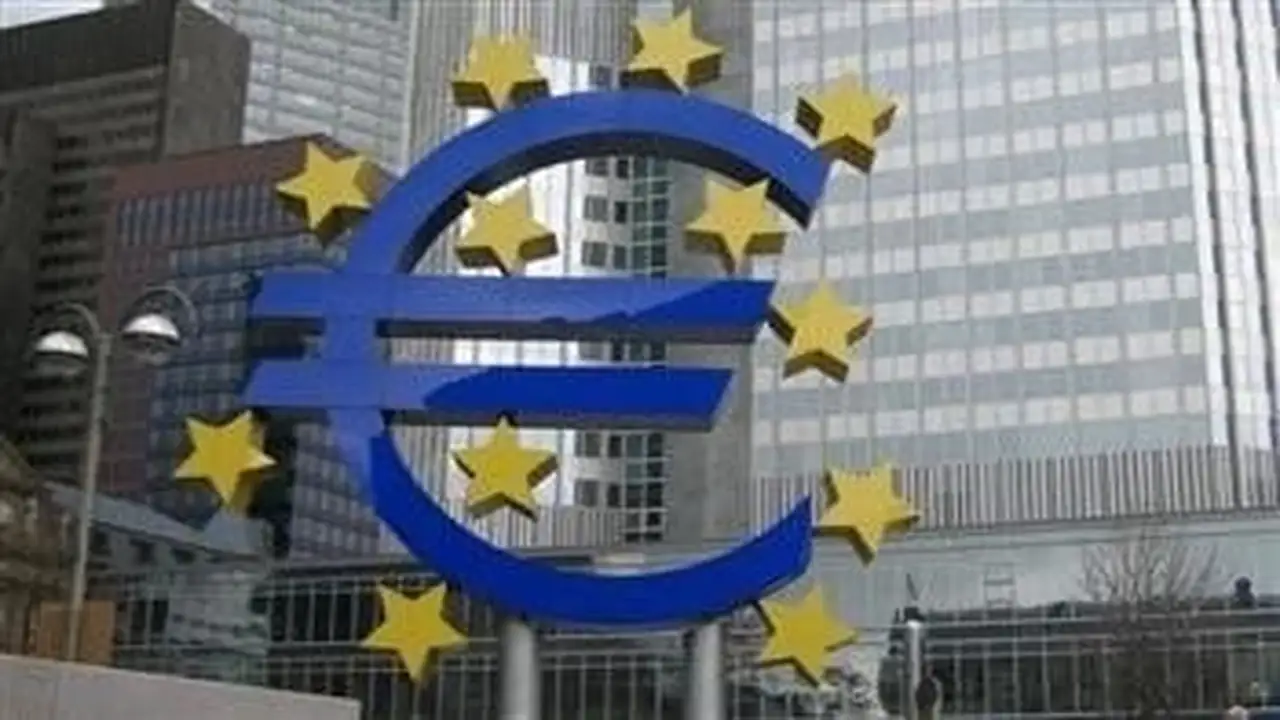 سعر اليورو يرتفع أمام الدولار عقب قرار مرتقب من البنك المركزي الأوروبي